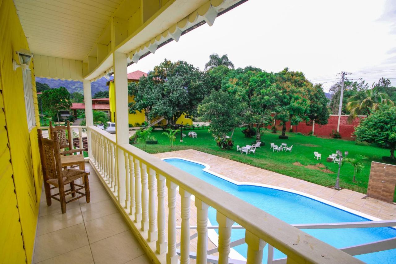 Rancho Guacamayos Hotel & Restaurantes Bonao Bagian luar foto