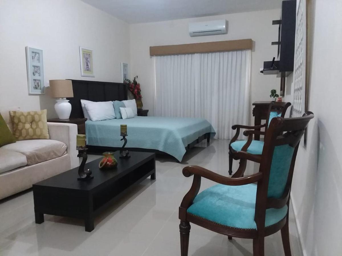 Rancho Guacamayos Hotel & Restaurantes Bonao Bagian luar foto